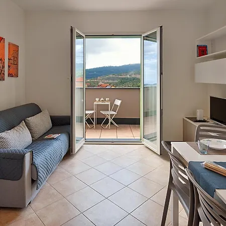 Antiche Torri - Mareri Apartament Civezza